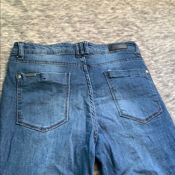 Distressed Celebrity Pink Skinny Jeans - Picture 5 of 6